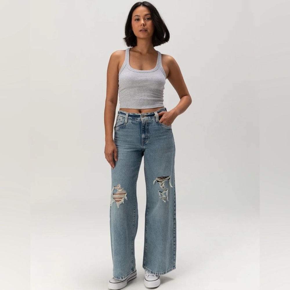 Levi’s ‘94 baggy wide leg denim size 26